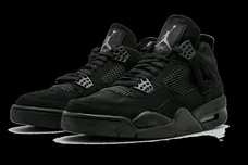 Image Via Zsneakerheadz