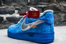 Image Via TheShoeSurgeon