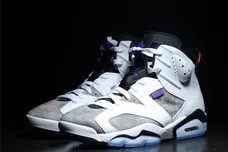 Image Via <a href='https://www.instagram.com/hanzuying/' rel="nofollow noopener" target='_blank'>hanzuying</a>