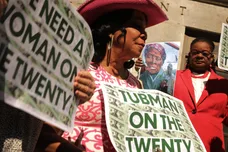 Chip Somodevilla / Staff / Getty Images