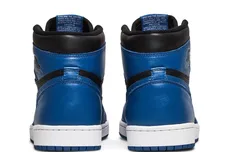 Image via GOAT (Nike)