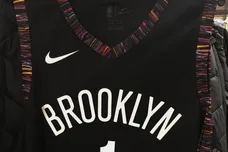 IMage Via <a href='https://twitter.com/APOOCH' rel="nofollow noopener" target='_blank'>APooch</a>