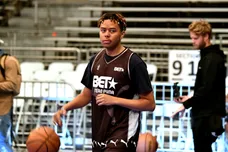 Paras Griffin/Getty Images