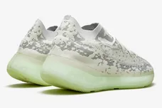 Image via Stadium Goods