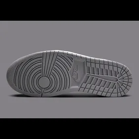 Air-Jordan-1-Low-553558-412-3