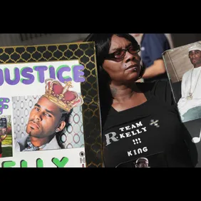 R Kelly Returns To Court For Hearing On Aggravated Sexual Abuse Charges