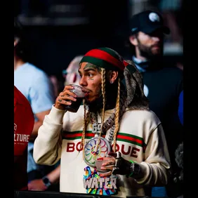 UFC 265: Yadong v Kenney