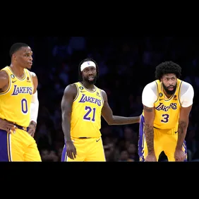 Sacramento Kings v Los Angeles Lakers