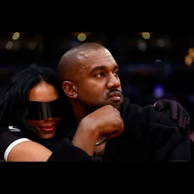 Washington Wizards v Los Angeles Lakers