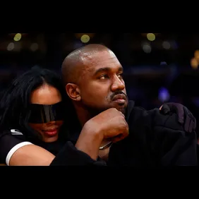 Washington Wizards v Los Angeles Lakers