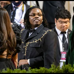 The 2022 Met Gala Celebrating "In America: An Anthology of Fashion" - Street Sightings