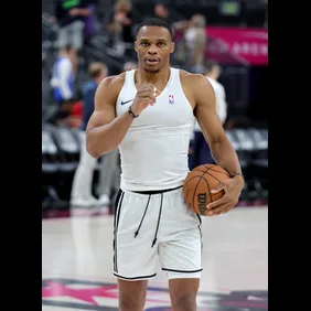 Minnesota Timberwolves v Los Angeles Lakers