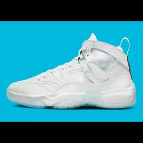 jordan-two-trey-legend-blue-DO1925-104-2