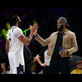 Brooklyn Nets v Los Angeles Lakers