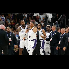 Los Angeles Lakers v San Antonio Spurs