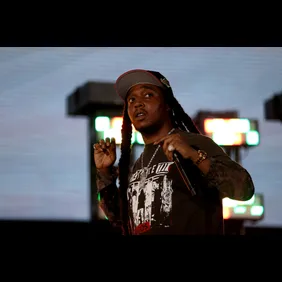 LivexLive's Social Gloves: Battle Of The Platforms PPV Livestream @ Hard Rock Stadium