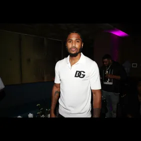 inBetweeners &amp; D&amp;G, powered by UNXD. DGFamily NFT.NYC Party