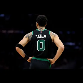 Cleveland Cavaliers v Boston Celtics