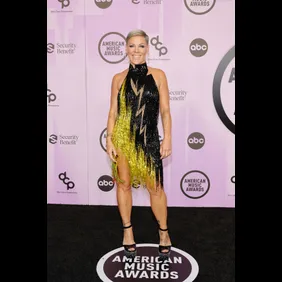 2022 American Music Awards - Arrivals