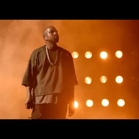 2015 iHeartRadio Music Festival - Night 1 - Show