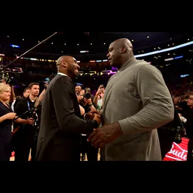 Golden State Warriors v Los Angeles Lakers