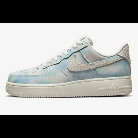 Nike-Air-Force-1-Low-Clouds-University-Blue-Sail-FD0883-400-Release-Date-