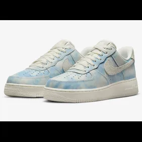 Nike-Air-Force-1-Low-Clouds-University-Blue-Sail-FD0883-400-Release-Date-4
