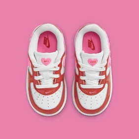 Nike-Air-Force-1-Low-TD-Valentines-Day-FD1033-600-4