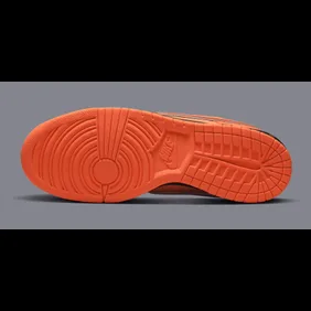 concepts-nike-sb-dunk-low-orange-lobster-db8776-800-outsole