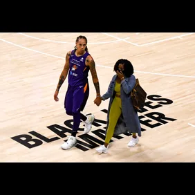 Phoenix Mercury v Dallas Wings