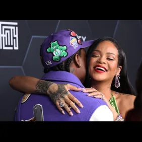 Rihanna Celebrates Her Beauty Brands Fenty Beauty And Fenty Skin