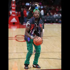 Phoenix Suns v Houston Rockets