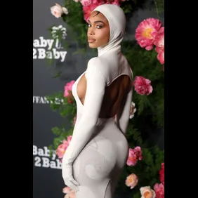 2022 Baby2Baby Gala Presented By Paul Mitchell - Red Carpet