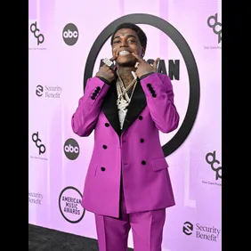 2022 American Music Awards - Arrivals