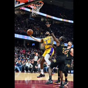 Los Angeles Lakers v Cleveland Cavaliers