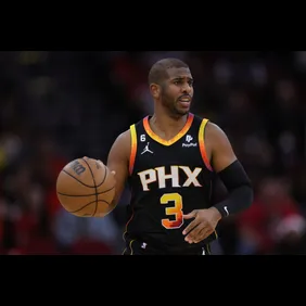 Phoenix Suns v Houston Rockets