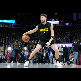 Memphis Grizzlies v Golden State Warriors