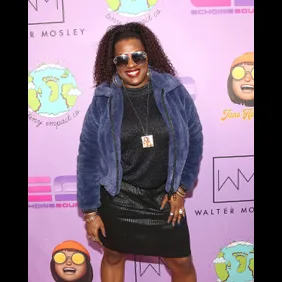 Echoing Soundz and Walter Mosley Firm "Fa La La Holiday Bash"