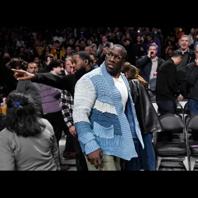 Memphis Grizzlies v Los Angeles Lakers