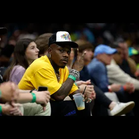 Los Angeles Lakers v Charlotte Hornets