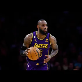 Atlanta Hawks v Los Angeles Lakers