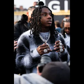 Street Style - Paris Fashion Week - Menswear Fall-Winter 2023-2024 : Day Two