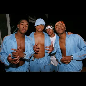 MTV TRL: Jennifer Lopez &amp; B2K