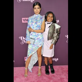 VH1's 3rd Annual "Dear Mama: A Love Letter To Moms" - Arrivals