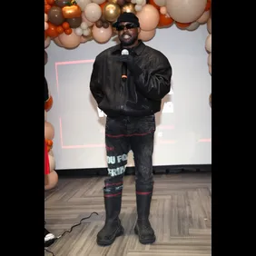 The Los Angeles Mission's Annual Thanksgiving Event