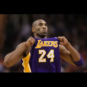 Los Angeles Lakers v Phoenix Suns