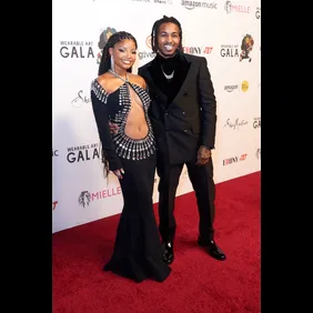 5th Annual Wearable Art Gala  Honoring Angela Bassett And Mark Bradford
