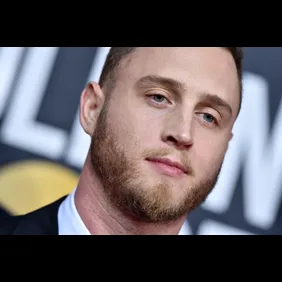 77th Annual Golden Globe Awards - Arrivals