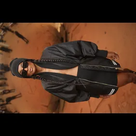 Off White - RTW Fall 2023 - Front Row and Ambiance - PFW