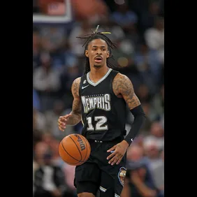 Los Angeles Lakers v Memphis Grizzlies